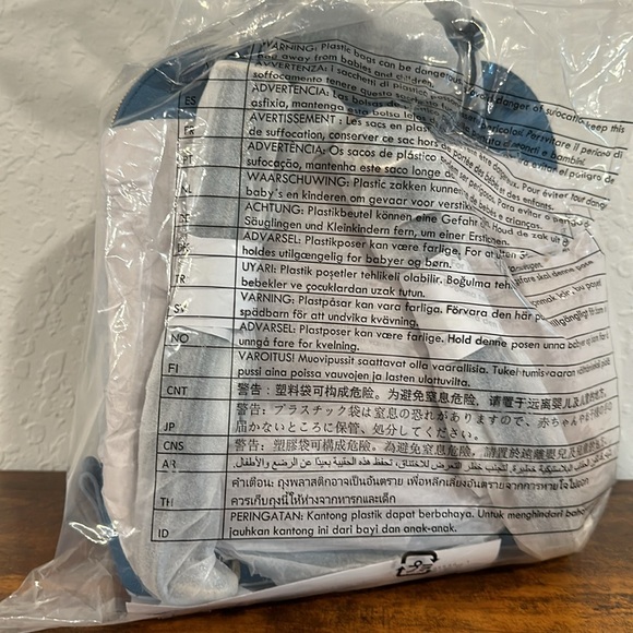 Frozen Elsa Dooney & Bourke Backpack - Picture 4 of 6